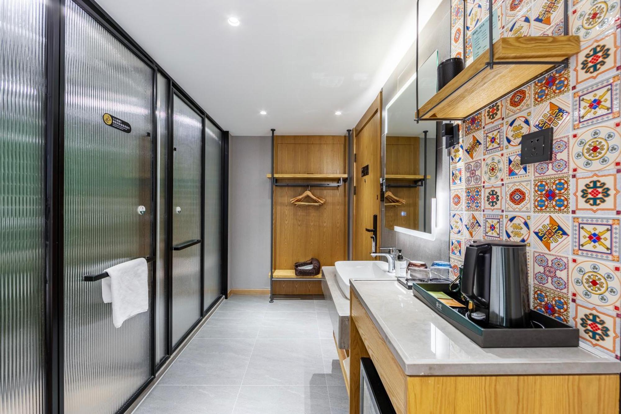 True Go Hotel - Shanghai Jing'An Temple Nanjing West Road Luaran gambar